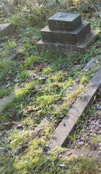 Image of the headstone for Millicent Dunk