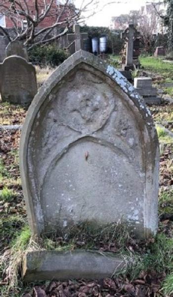 Amelia Pitman (buried 1907) headstone