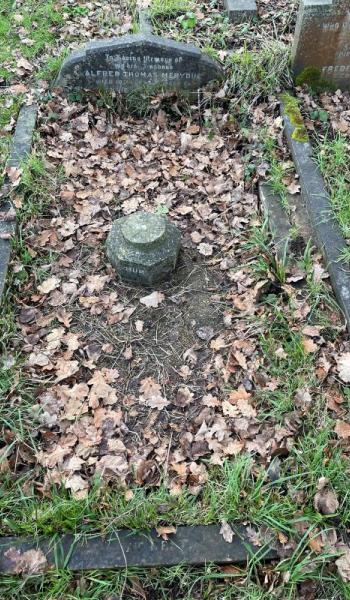Image of headstone for Annie Meridue
