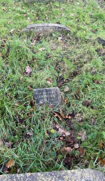Image of headstone for Gertrude Crump