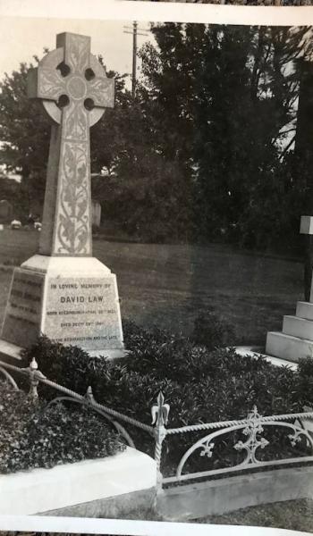 Image of headstone for David Law