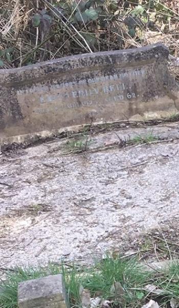 Image of the headstone for Edith Emily Bell