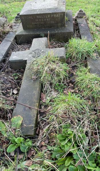 Image of headstone for Sidney Walter Pratt